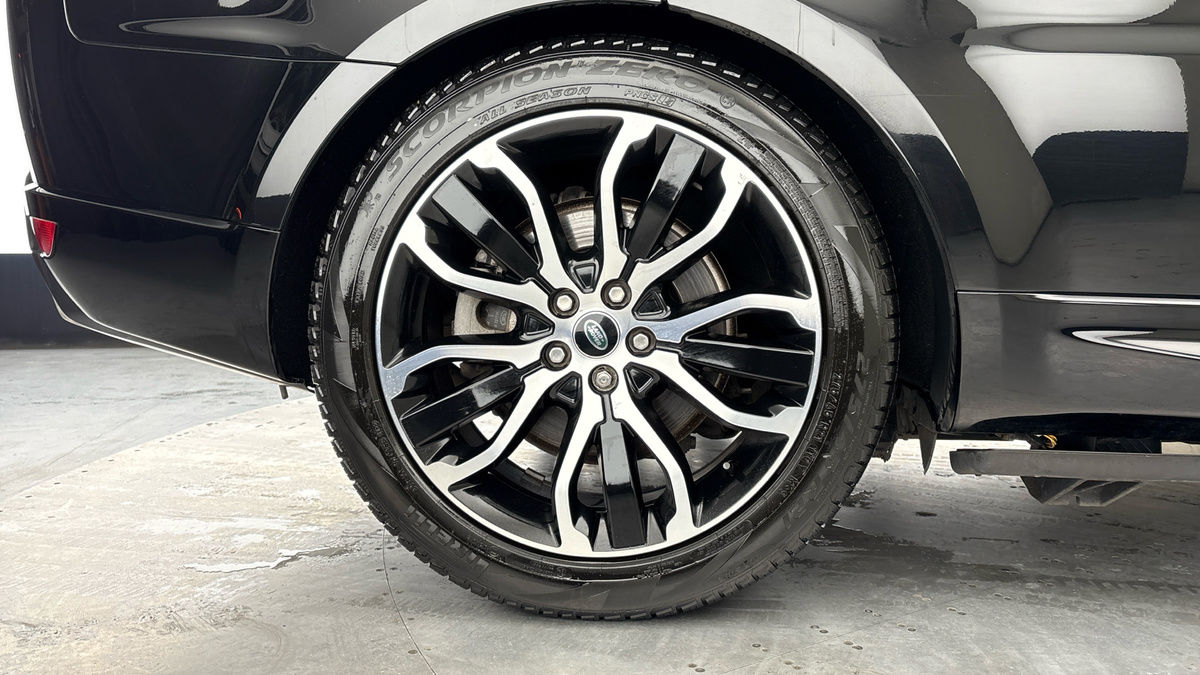 Land Rover Range Rover Sport Image 10