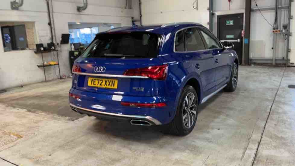More views of Audi Q5