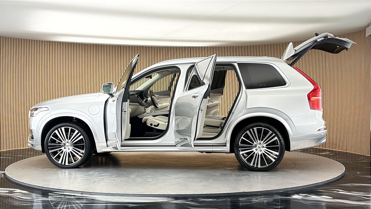 More views of Volvo XC90