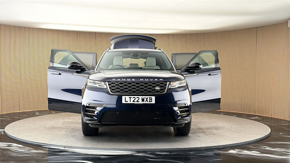 More views of Land Rover Range Rover Velar