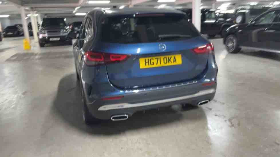 More views of Mercedes-Benz GLA