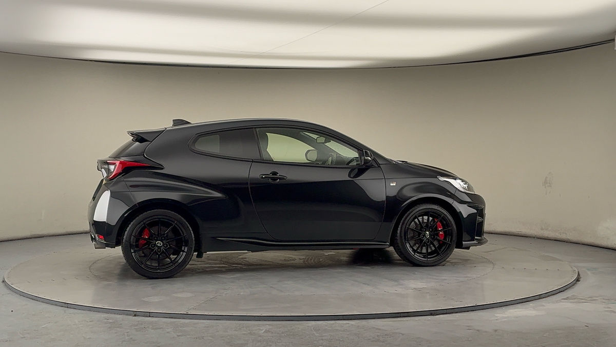 More views of Toyota Yaris