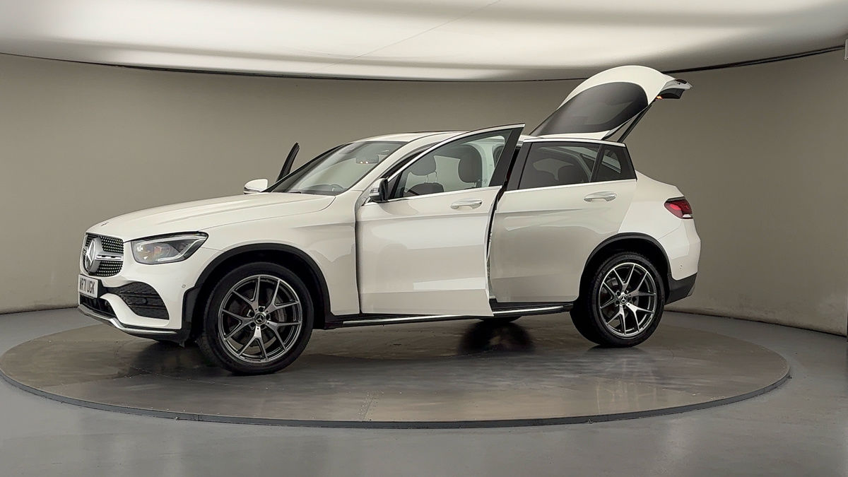More views of Mercedes-Benz GLC