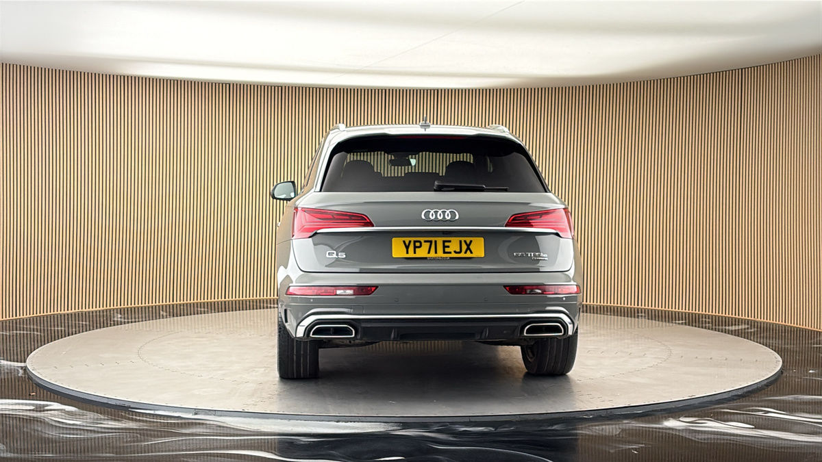 More views of Audi Q5