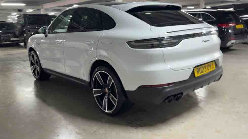 More views of Porsche Cayenne