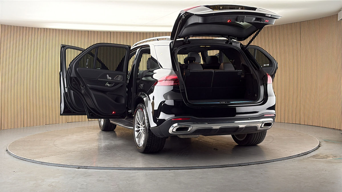More views of Mercedes-Benz GLE