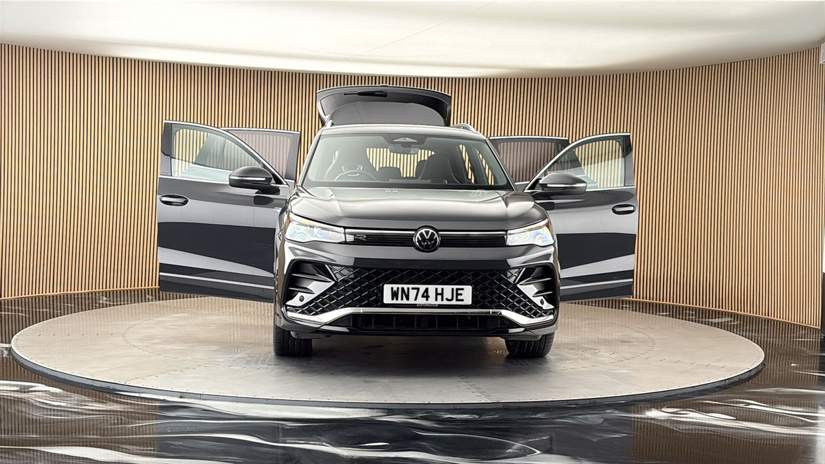 More views of Volkswagen Tiguan