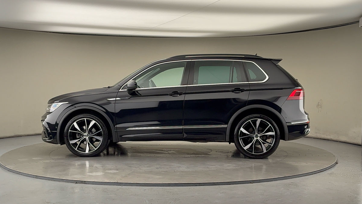 More views of Volkswagen Tiguan