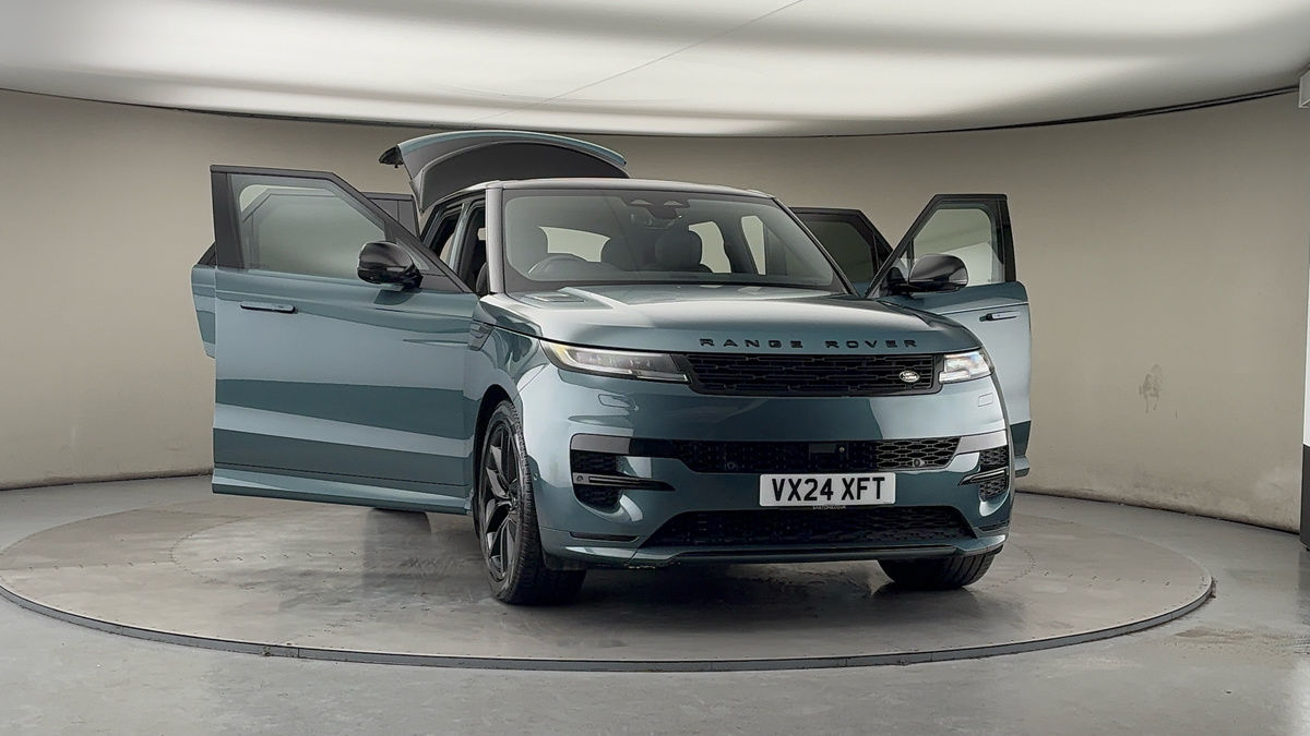 More views of Land Rover Range Rover Sport