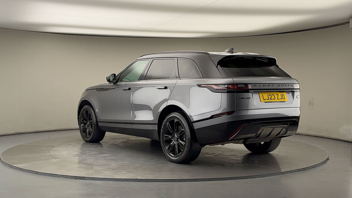 Land Rover Range Rover Velar Image 2