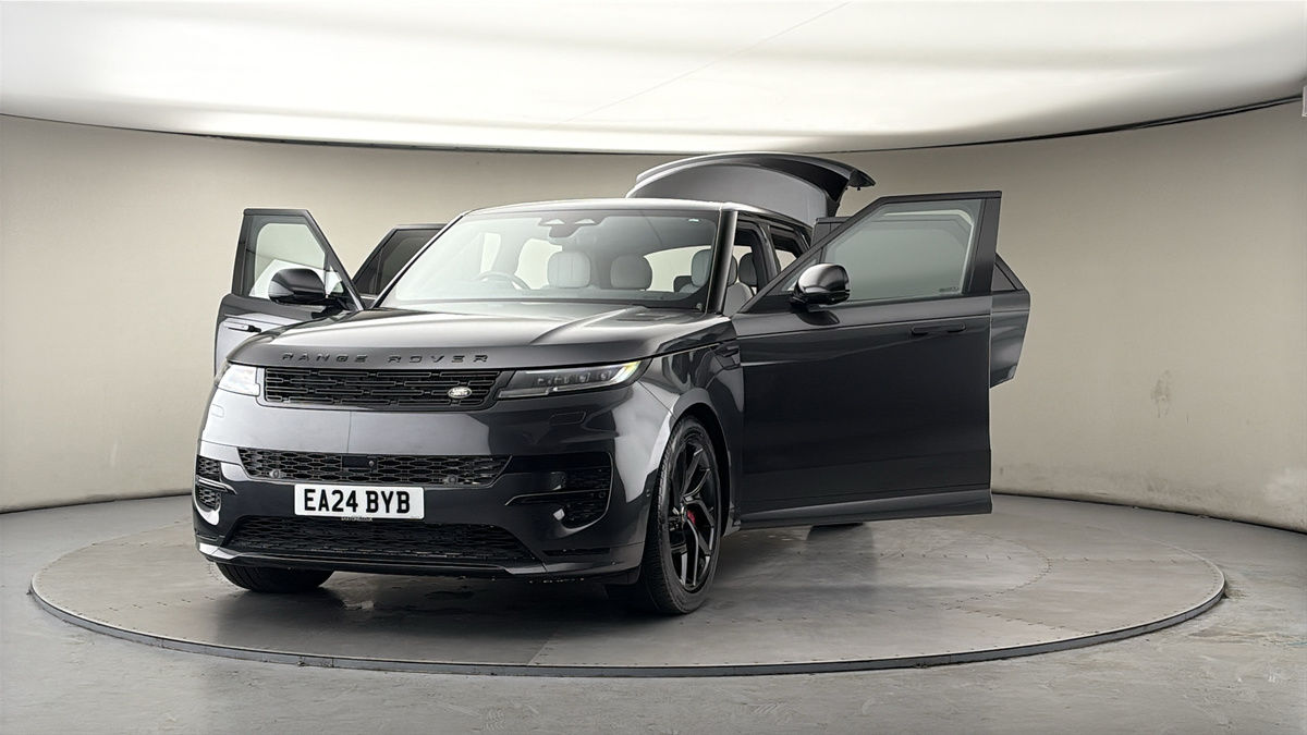 More views of Land Rover Range Rover Sport