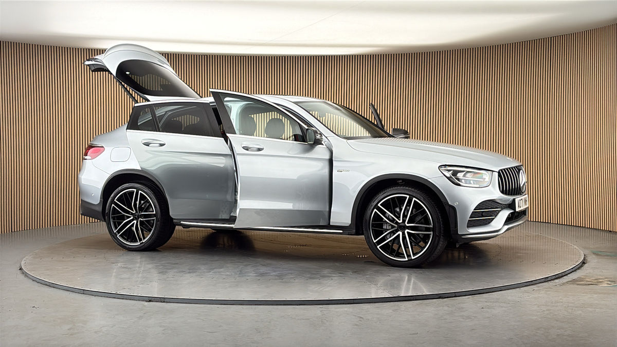 More views of Mercedes-Benz GLC