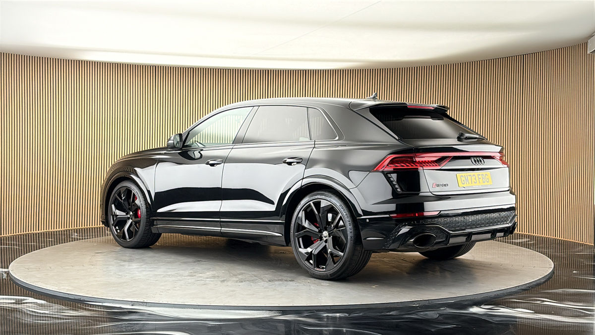 More views of Audi RSQ8