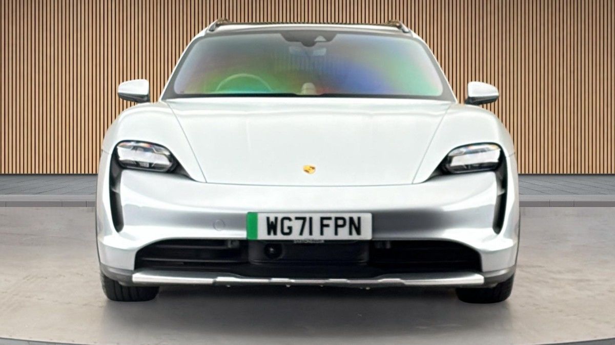 Porsche Taycan Image 3