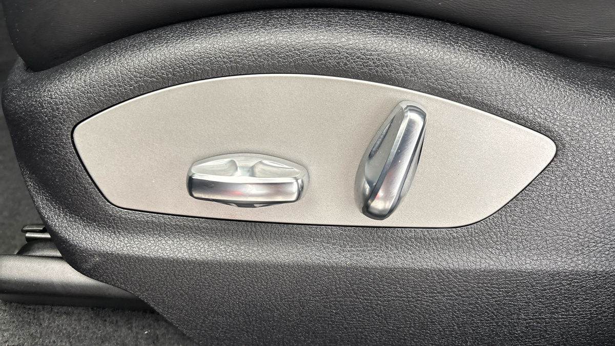 Porsche Macan Image 28