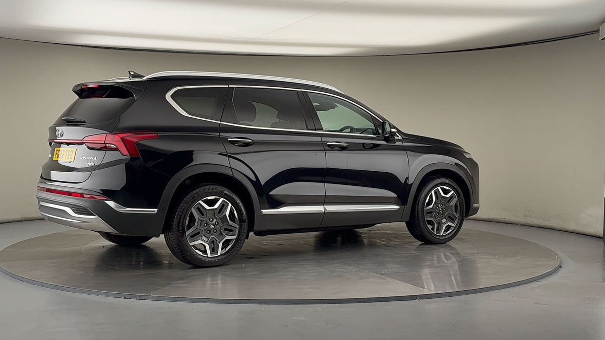 More views of Hyundai Santa Fe