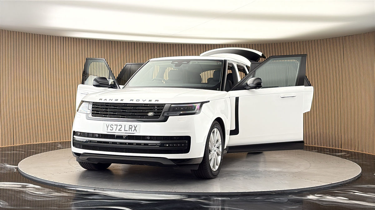 More views of Land Rover Range Rover