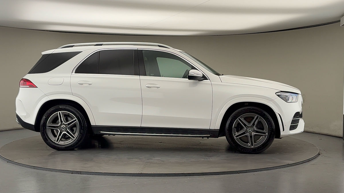 More views of Mercedes-Benz GLE