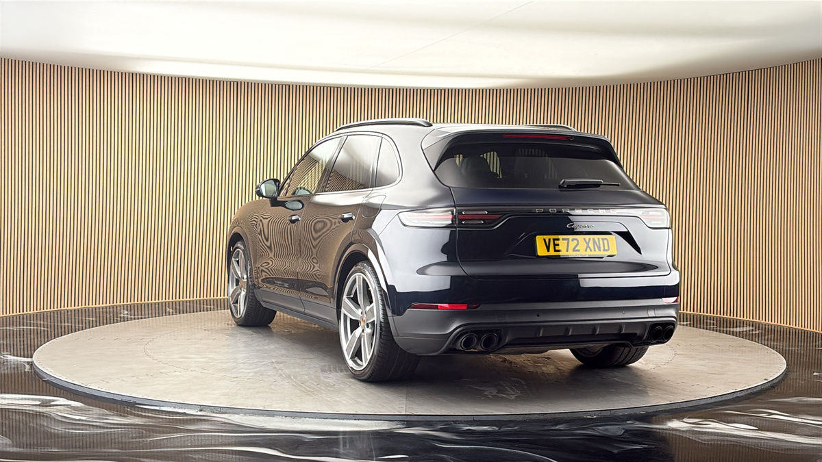 More views of Porsche Cayenne