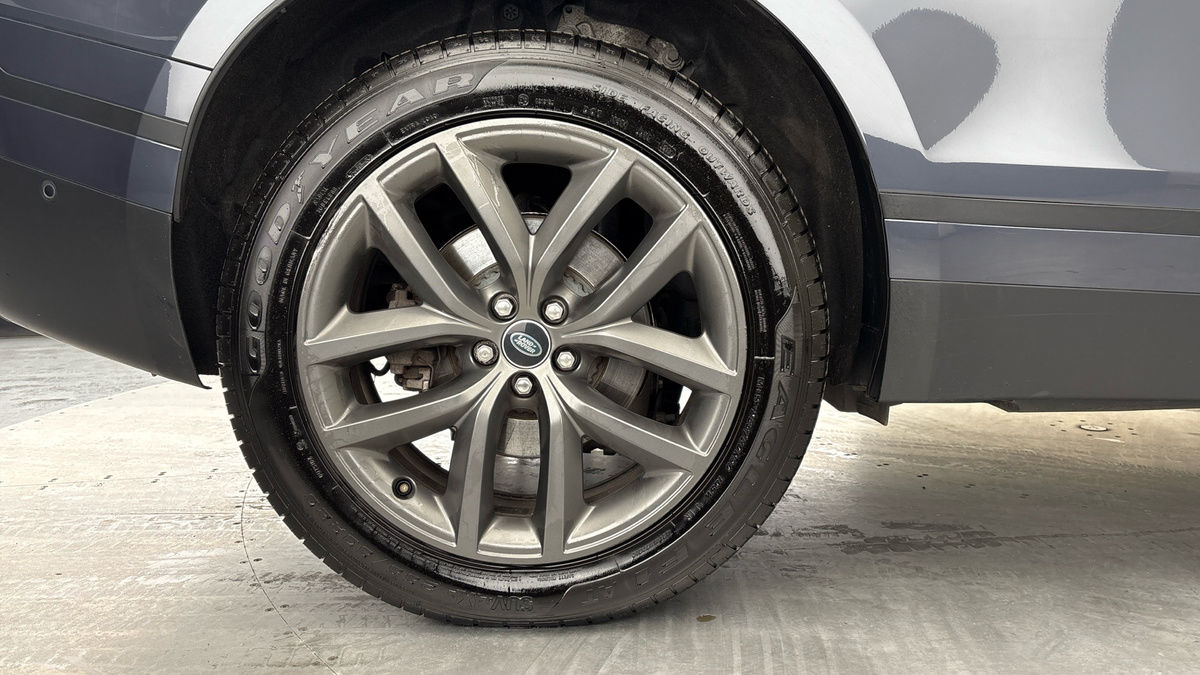 Land Rover Range Rover Velar Image 10