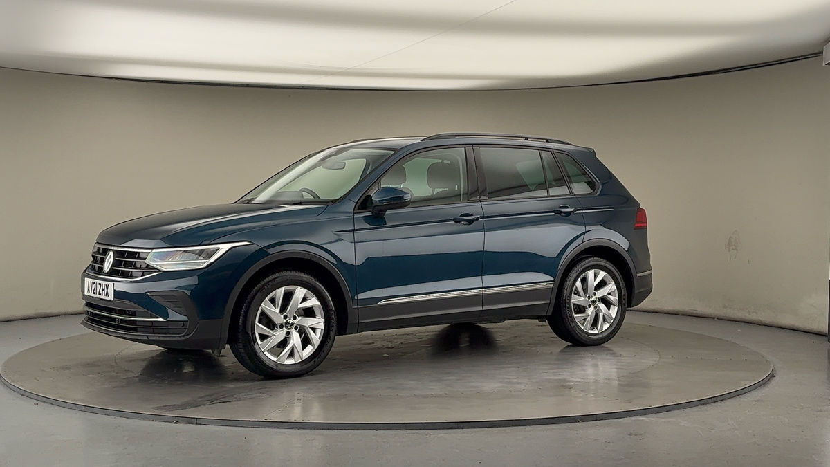 More views of Volkswagen Tiguan
