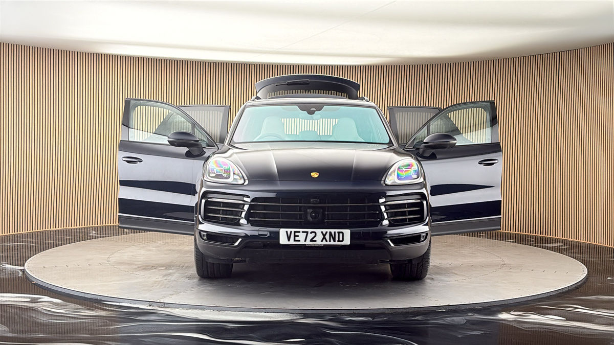 More views of Porsche Cayenne