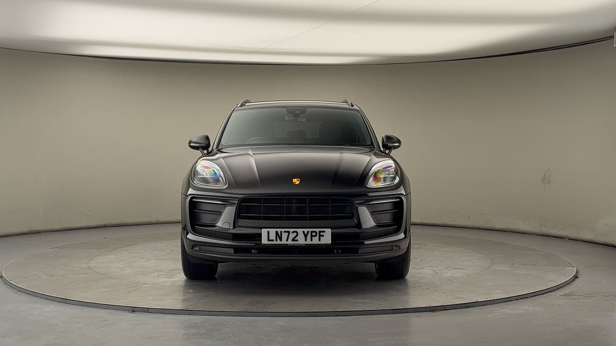 Porsche Macan Image 3