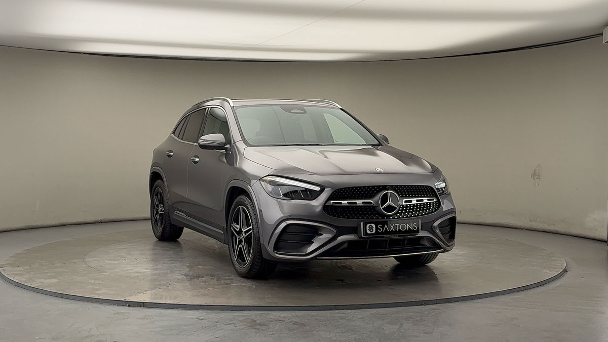 More views of Mercedes-Benz GLA