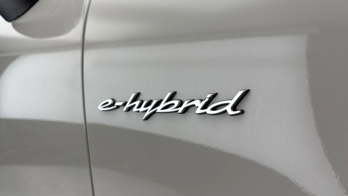 Porsche Cayenne Image 31