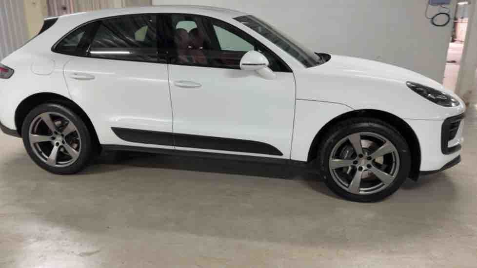 More views of Porsche Macan