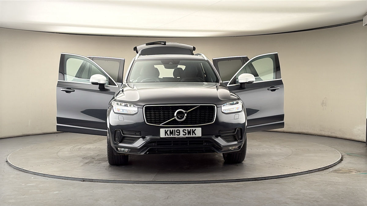 More views of Volvo XC90