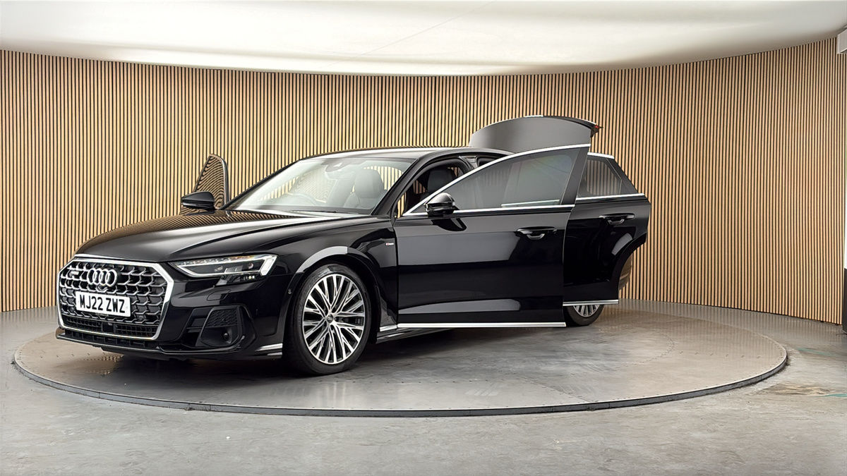 More views of Audi A8