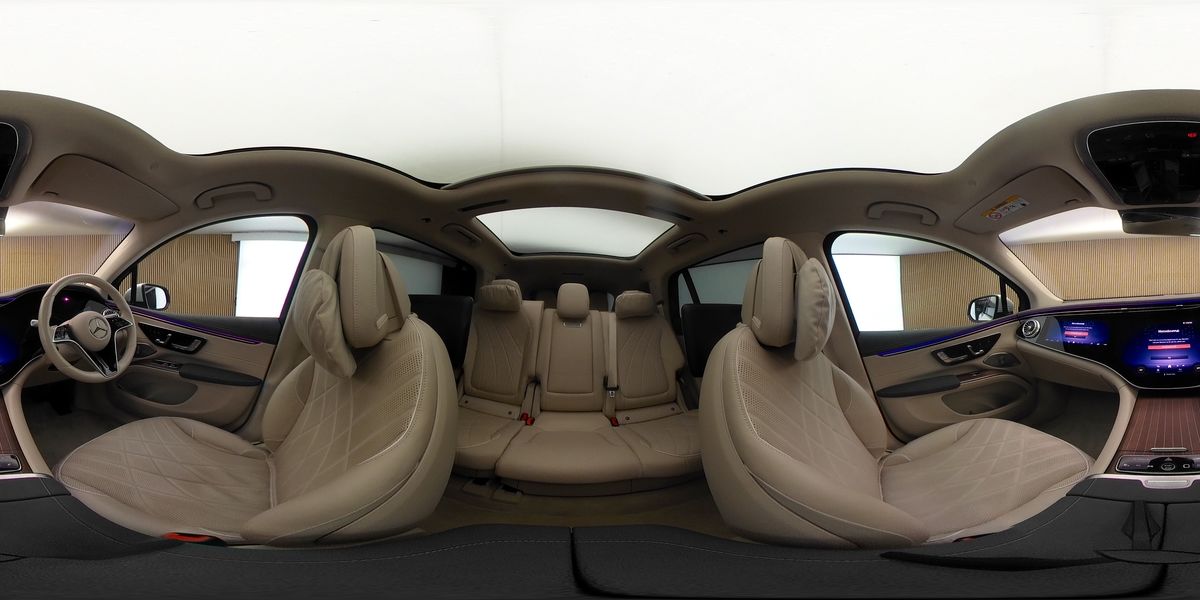 More views of Mercedes-Benz EQS