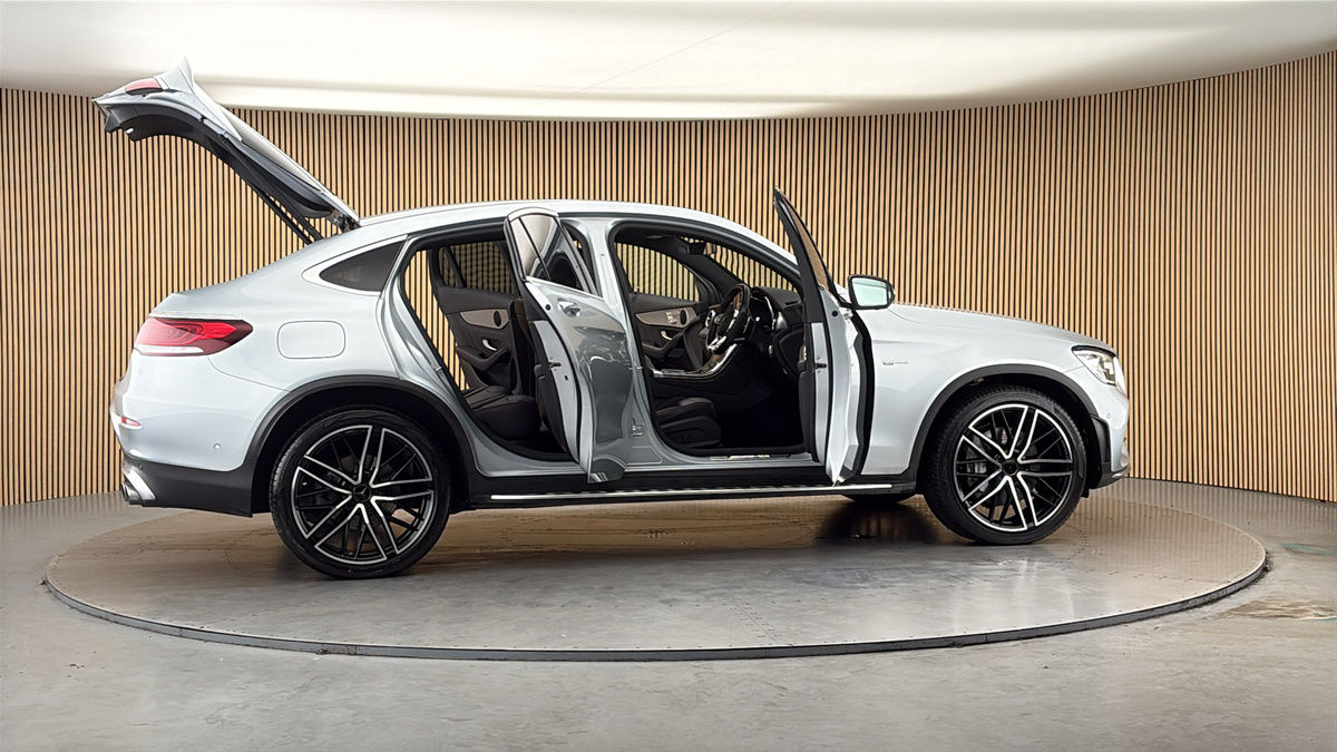 More views of Mercedes-Benz GLC