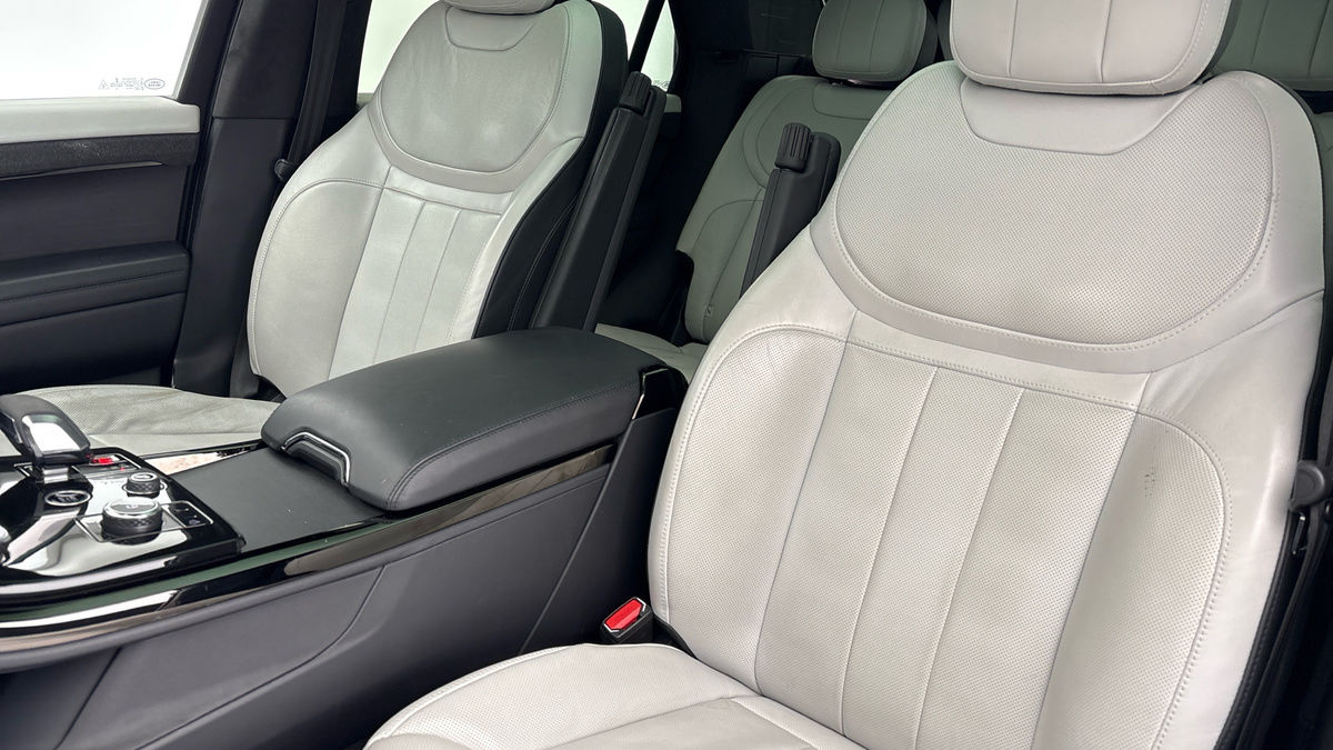 Land Rover Range Rover Sport Image 7