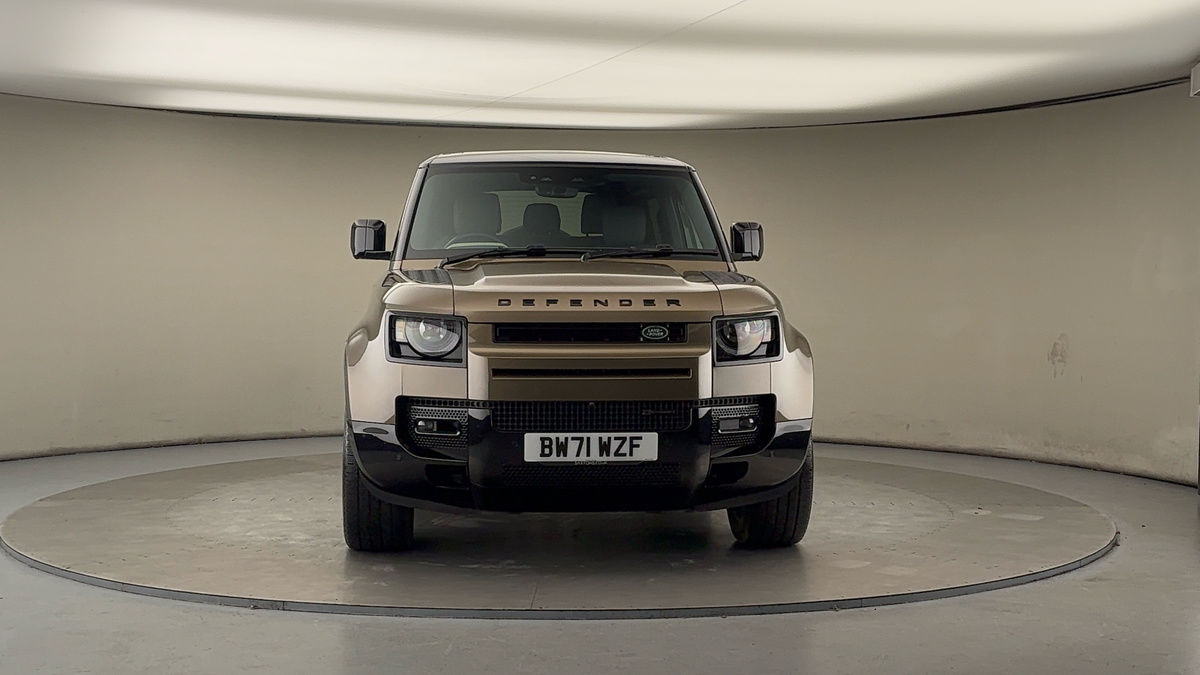 More views of Land Rover Defender 90