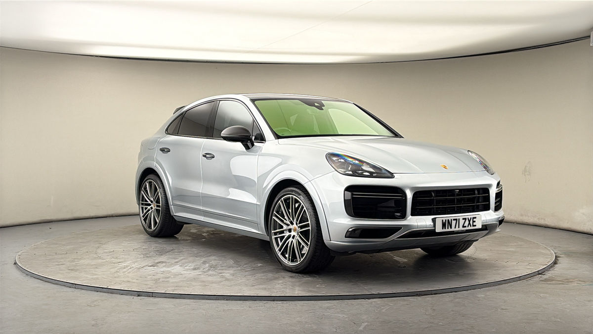 Porsche Cayenne Sticky Header Image
