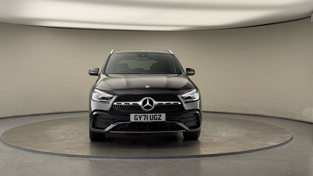 More views of Mercedes-Benz GLA