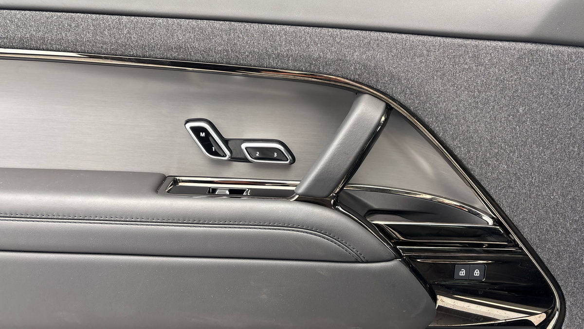 Land Rover Range Rover Sport Urban Image 19
