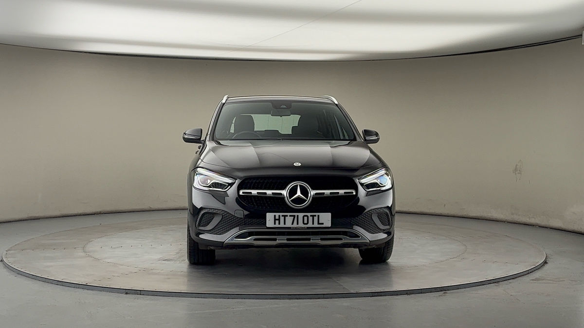 More views of Mercedes-Benz GLA