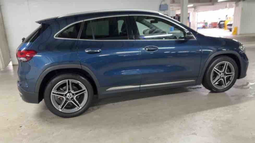 More views of Mercedes-Benz GLA