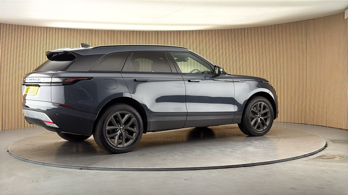 More views of Land Rover Range Rover Velar