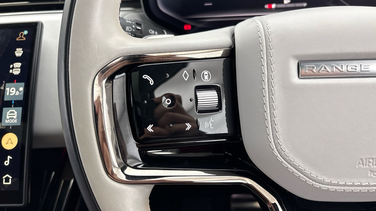 Land Rover Range Rover Sport Urban Image 13