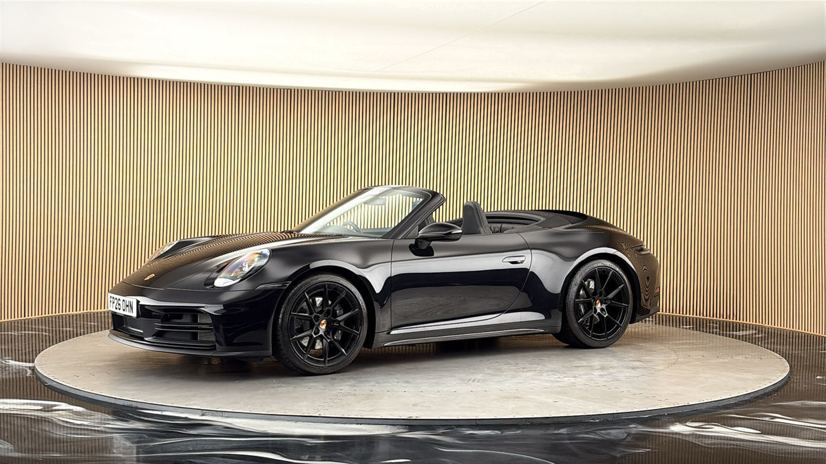 More views of Porsche 911