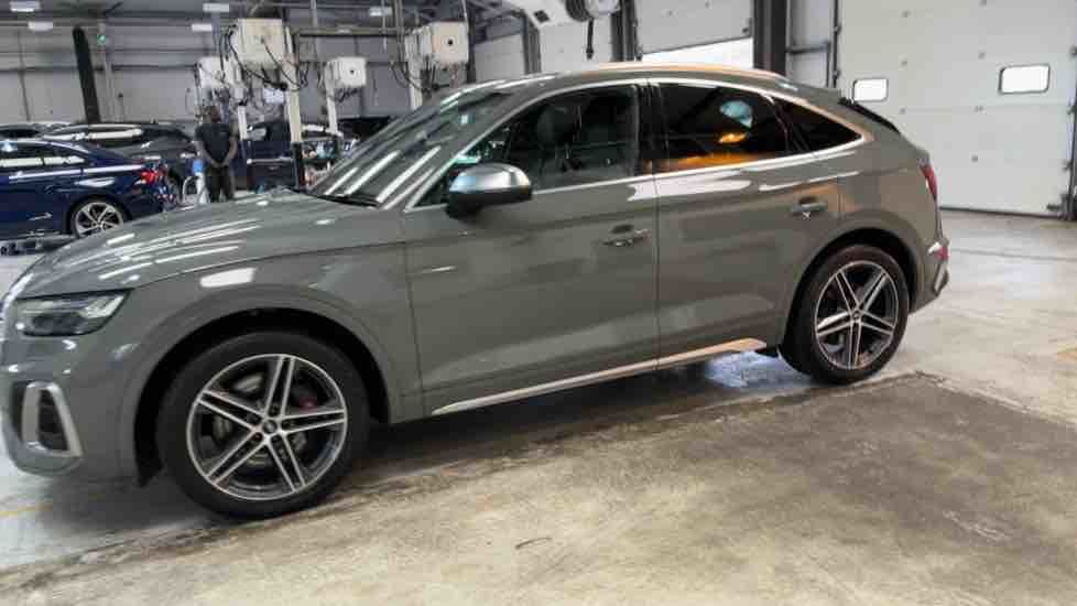 More views of Audi SQ5