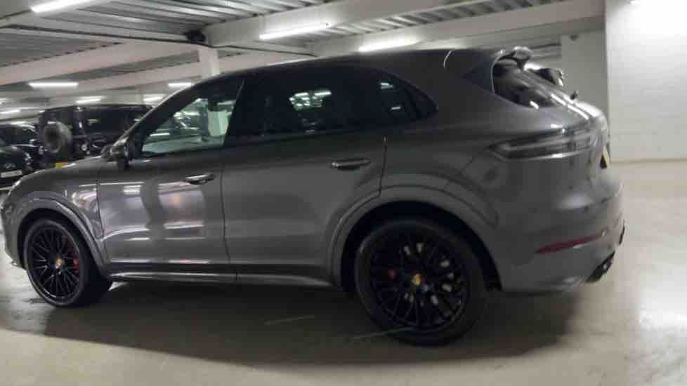 More views of Porsche Cayenne
