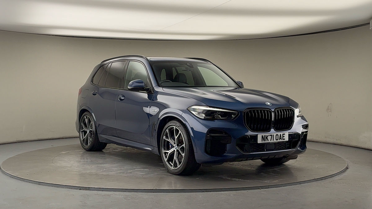 BMW X5 Sticky Header Image