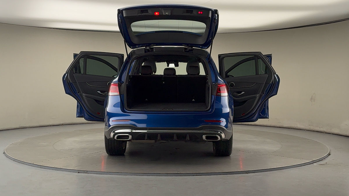 More views of Mercedes-Benz GLC