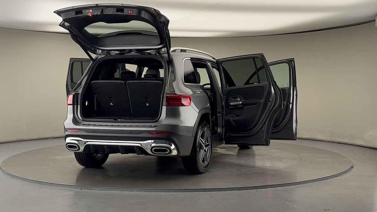 More views of Mercedes-Benz GLB