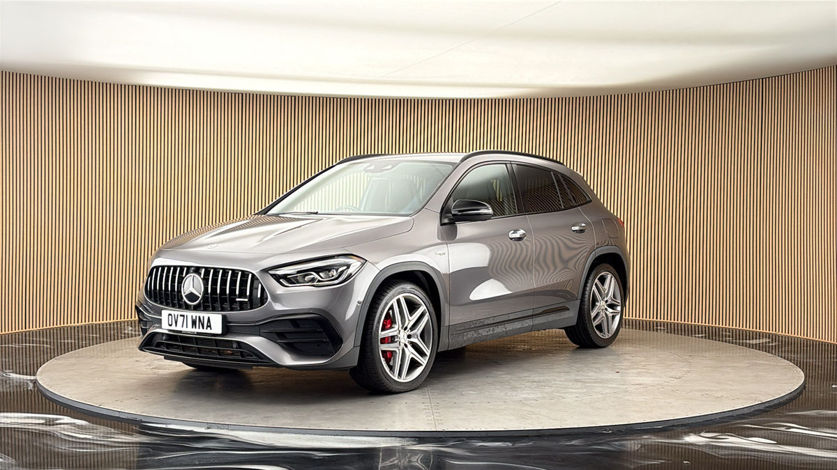 More views of Mercedes-Benz GLA